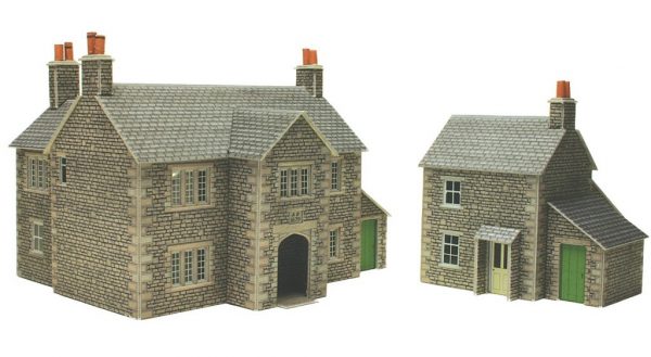 Metcalfe 00 scale Farm buildings bundle, ready-made