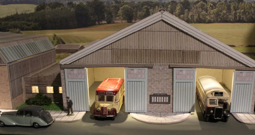 Kingsway, 00 scale, Uxbridge LT central bus garage with lighting ready-made