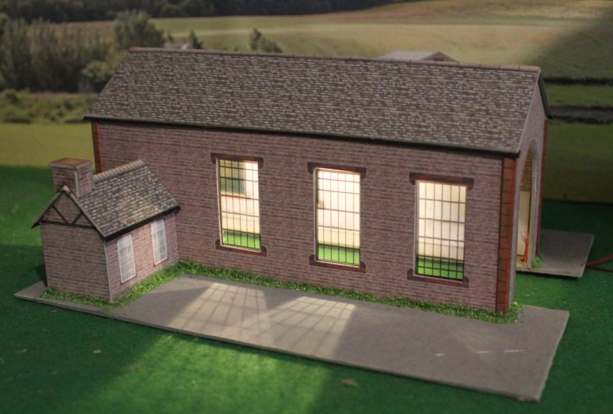 TT: 120 Gauge lit Engine Shed model railway building, diorama.