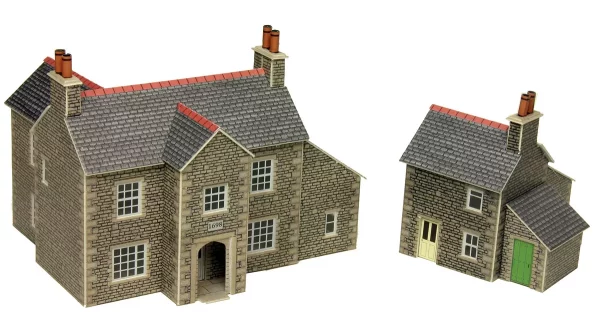 Metcalfe PN150, N Gauge Manor Farm, Ready-Made.