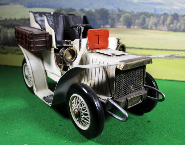 Large Replica Tinplate Vintage Car model- Display Item, 25 x 14 x 14 cm - Image 4