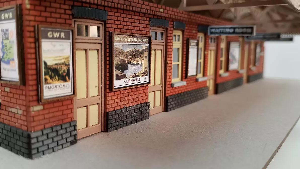 OO Gauge GWR Station Built and ready to display - Image 2