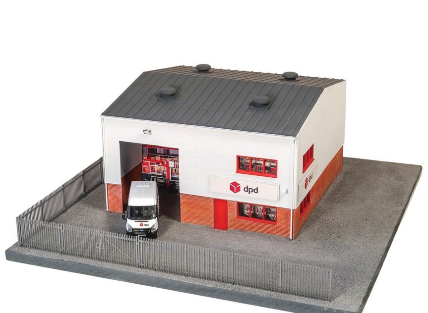 Wills Kits SSM322 Modern DPD Distribution Depot HO/OO Gauge kit build service