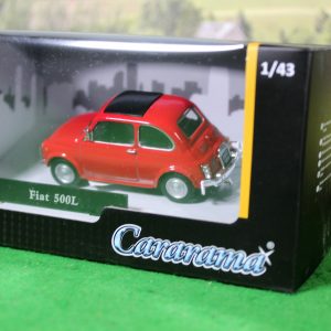 Cararama 1/43 scale Fiat 500L red, Boxed, great value!