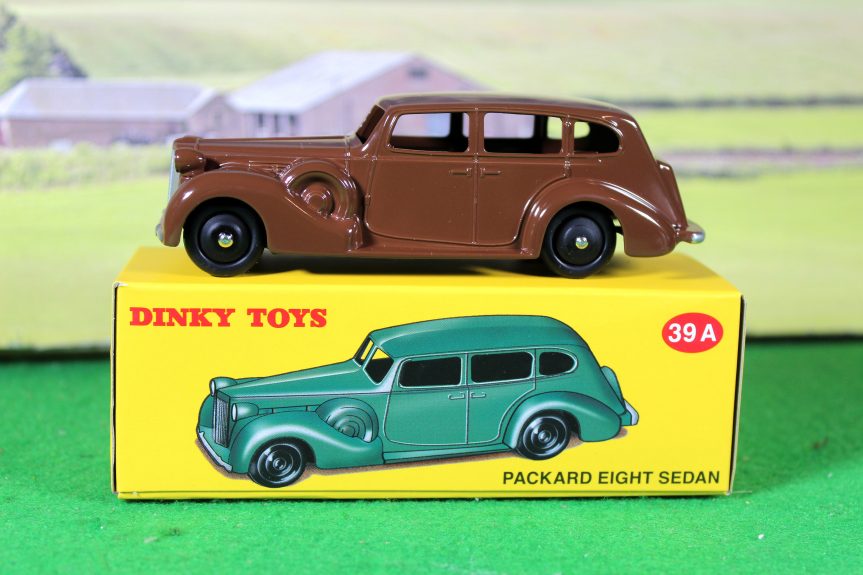 Atlas Editions reproduction Dinky Toys 39A Packard Eight Sedan, brown.