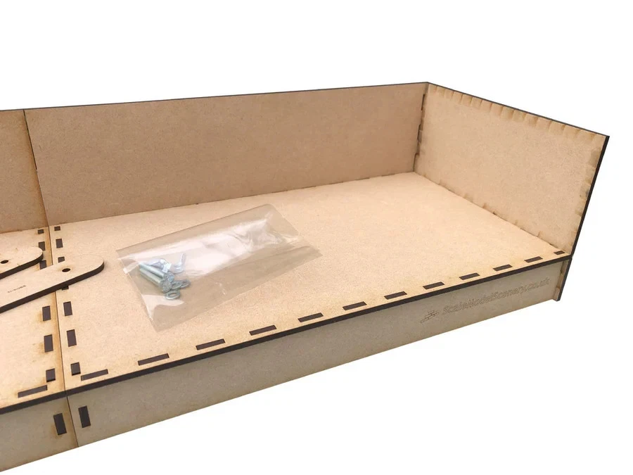 BB018 Micro Layout Baseboard In A Box #2 (730 x 95 x 207mm) assembled. - Image 3